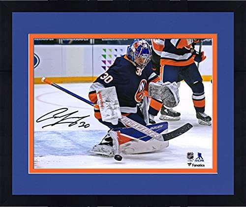 Încadrat Ilya Sorokin New York Islanders Autographat 8 X 10 Reverse Retro Jersey Making Fotografia de salvare - Fotografii NHL autografate